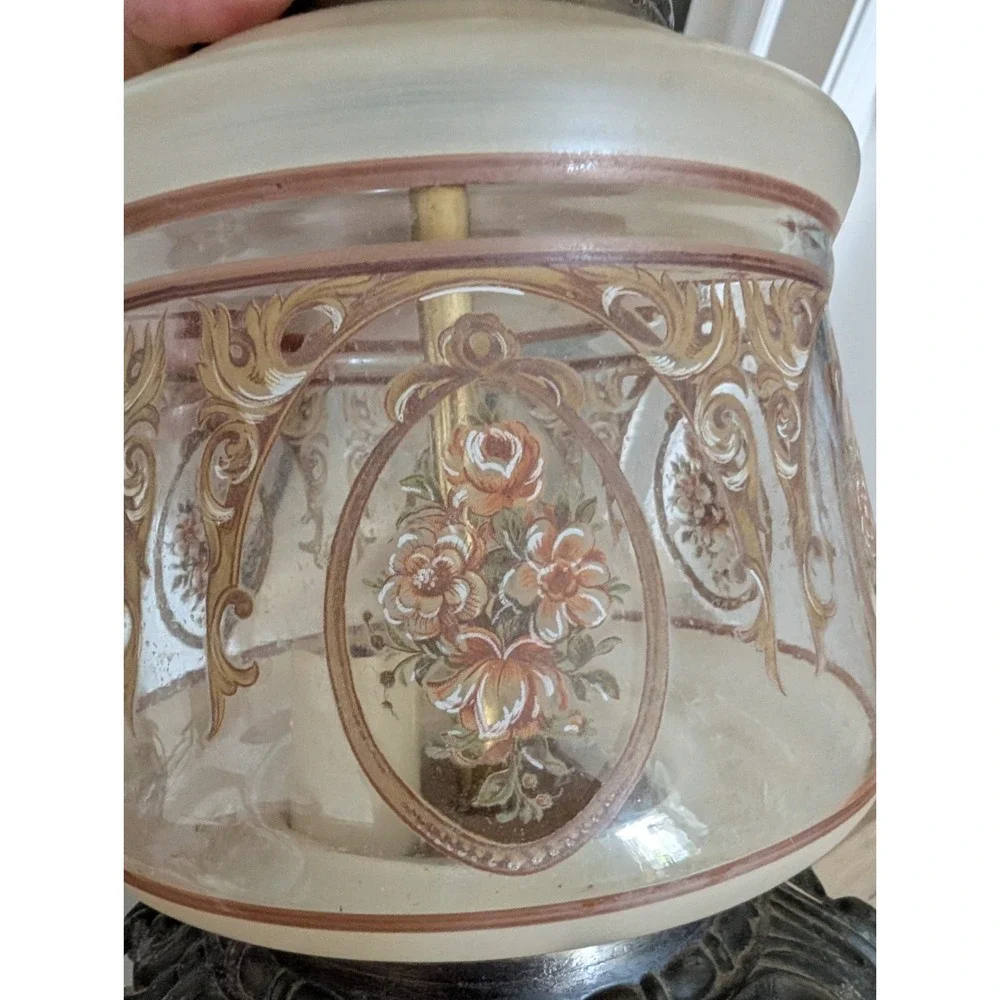 Vintage Accurate Casting Co. Hurricane Floral Glass Lamp